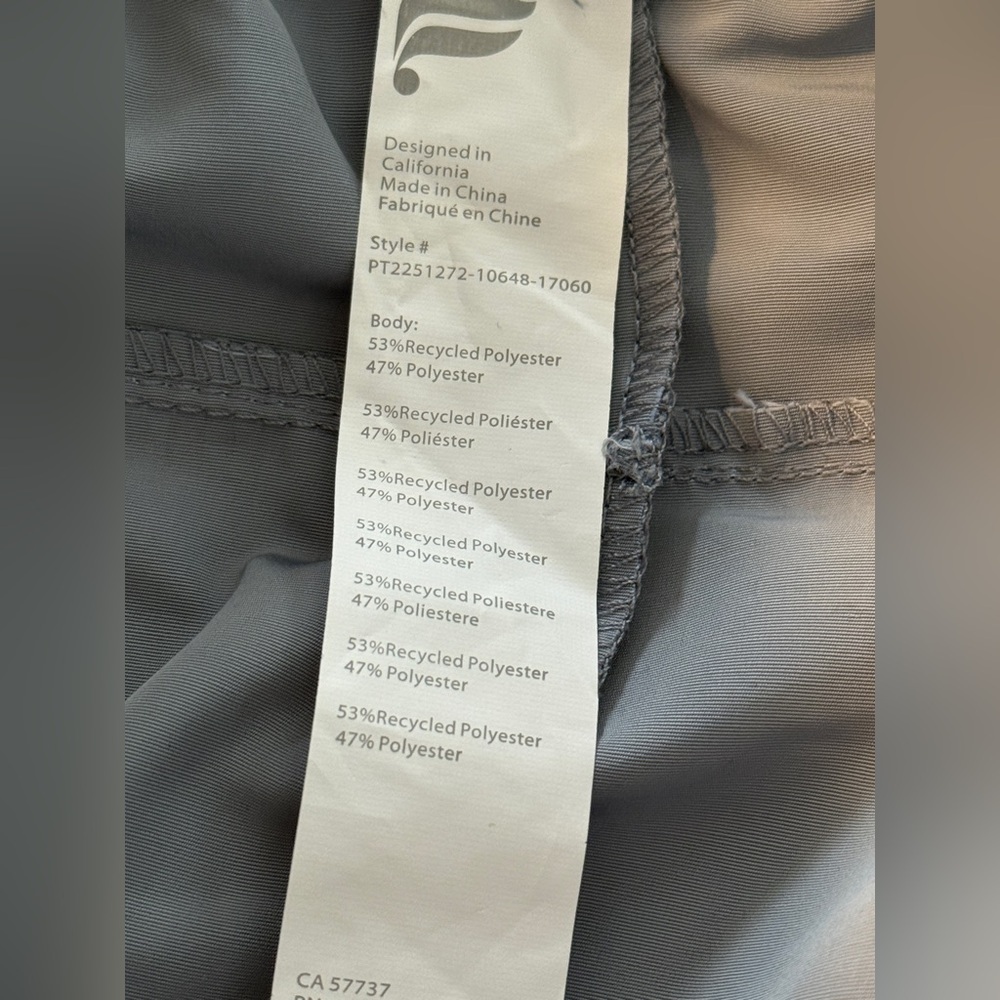 Fabletics Wander Hike Pants Womens XL Gray Belt Pockets Anti Chafe Athleisure - Picture 10 of 16